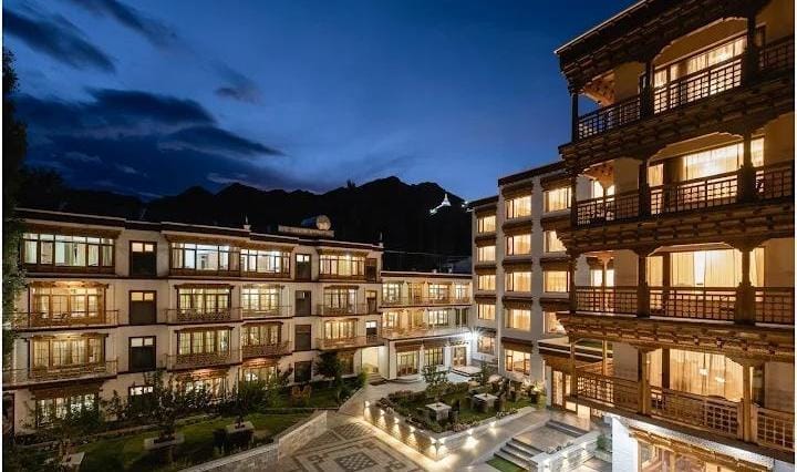 whatsapp image 2025 12 01 at 7.11.01 pm (1)